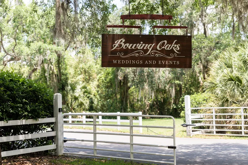 Bowing Oaks Weddings and Events entrance sign in Jacksonville FL